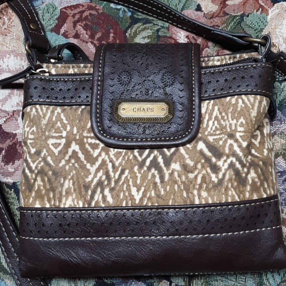 Chaps purse